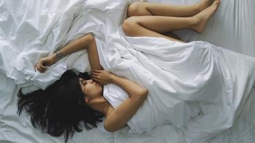 Наука говорит, что женщинам нужно больше спать, чем мужчинам